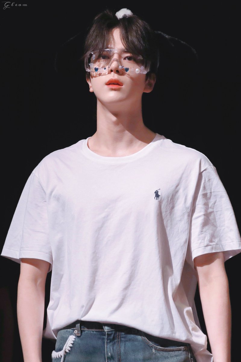 08GLEAM08's tweet photo. 230812 미니레코드

#더보이즈 #영훈 
#THEBOYZ #YOUNGHOON https://t.co/iS11jW1YGc