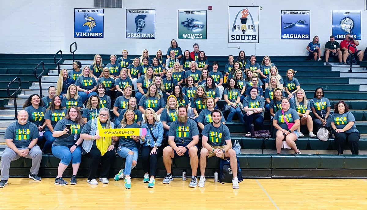 Duello_AP's tweet photo. Duello is ready for another amazing year! #BackToSchoolKickOff #learninggrowingleadingtogether #WeAreDuello #WeAreWentzville @Duello_AP @duello_office https://t.co/UZSQ87AyGg