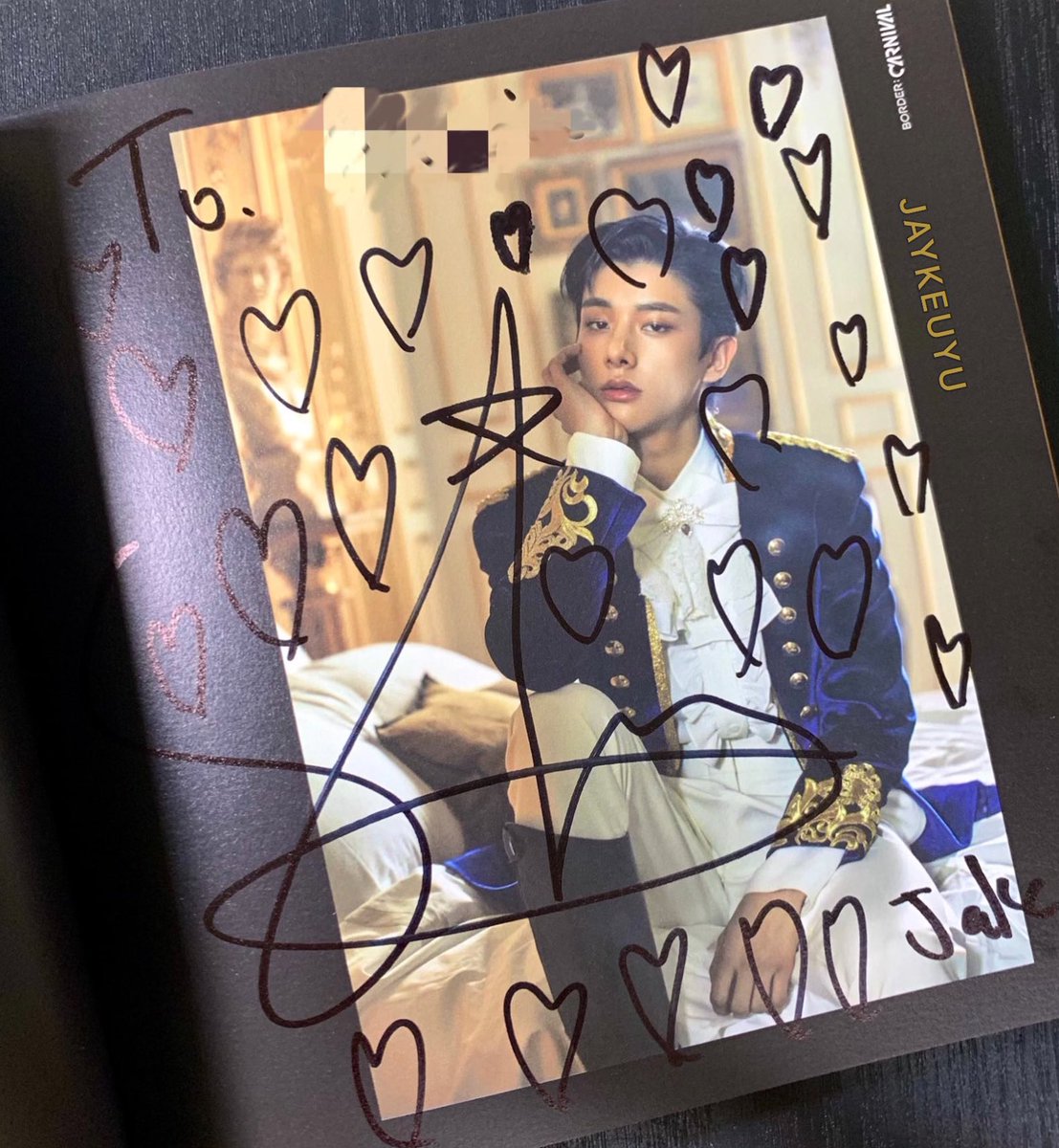 jaykeuyu's tweet photo. when i asked him if he could draw a heart on his page before the call time runs out but he filled the whole page instead🤭 he loves me https://t.co/WeToz5QkUe