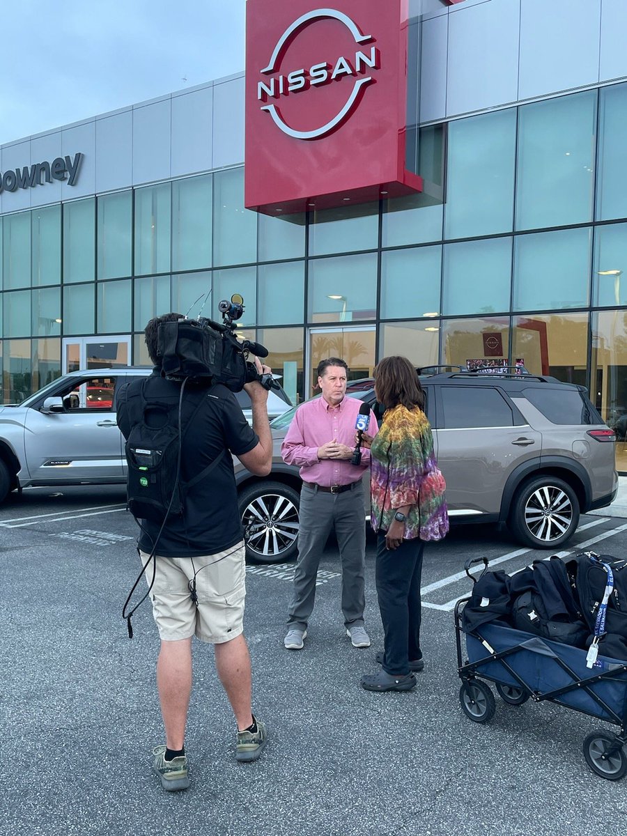 thejgrigs's tweet photo. #Morning #TV happens in the #Morning @DOWNEYNISSAN1 #NissanPathfinder https://t.co/qcwbQXuPET