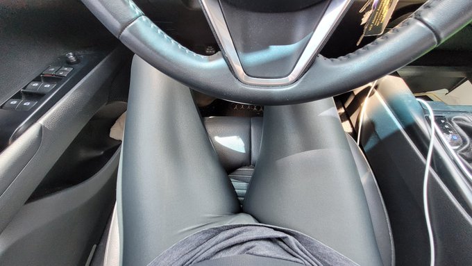 The view after a good workout. #spandex https://t.co/FpKdYebwN3<a href="/tag/spandex"class="tags">#spandex</a>