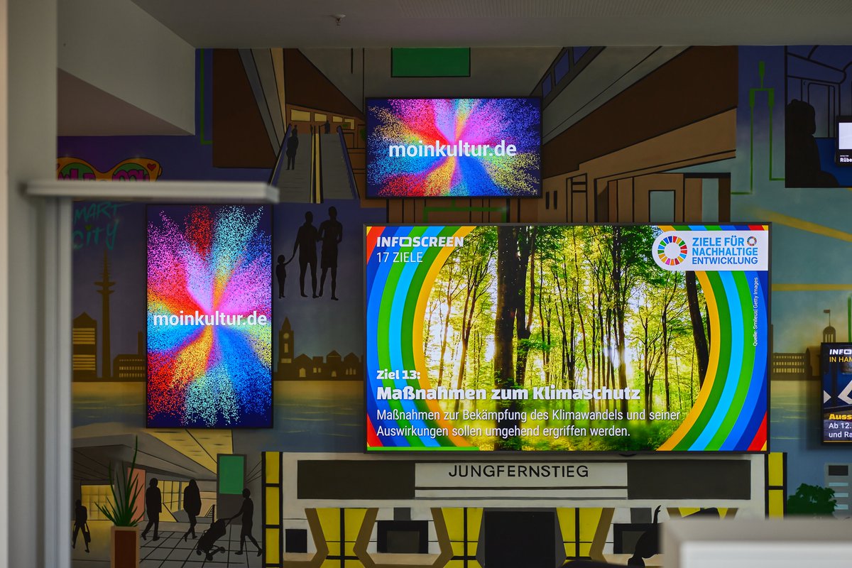 NextMediaHH's tweet image. Dieses Mal stellen wir #Ströer vor, ein international agierenden Innovationstreiber im Kommunikations- und Content-Geschäft! 🌟 

🌱 Bis 2025 plant Ströer klimaneutral zu sein und bis 2050 strebt das Unternehmen Net-Zero an!