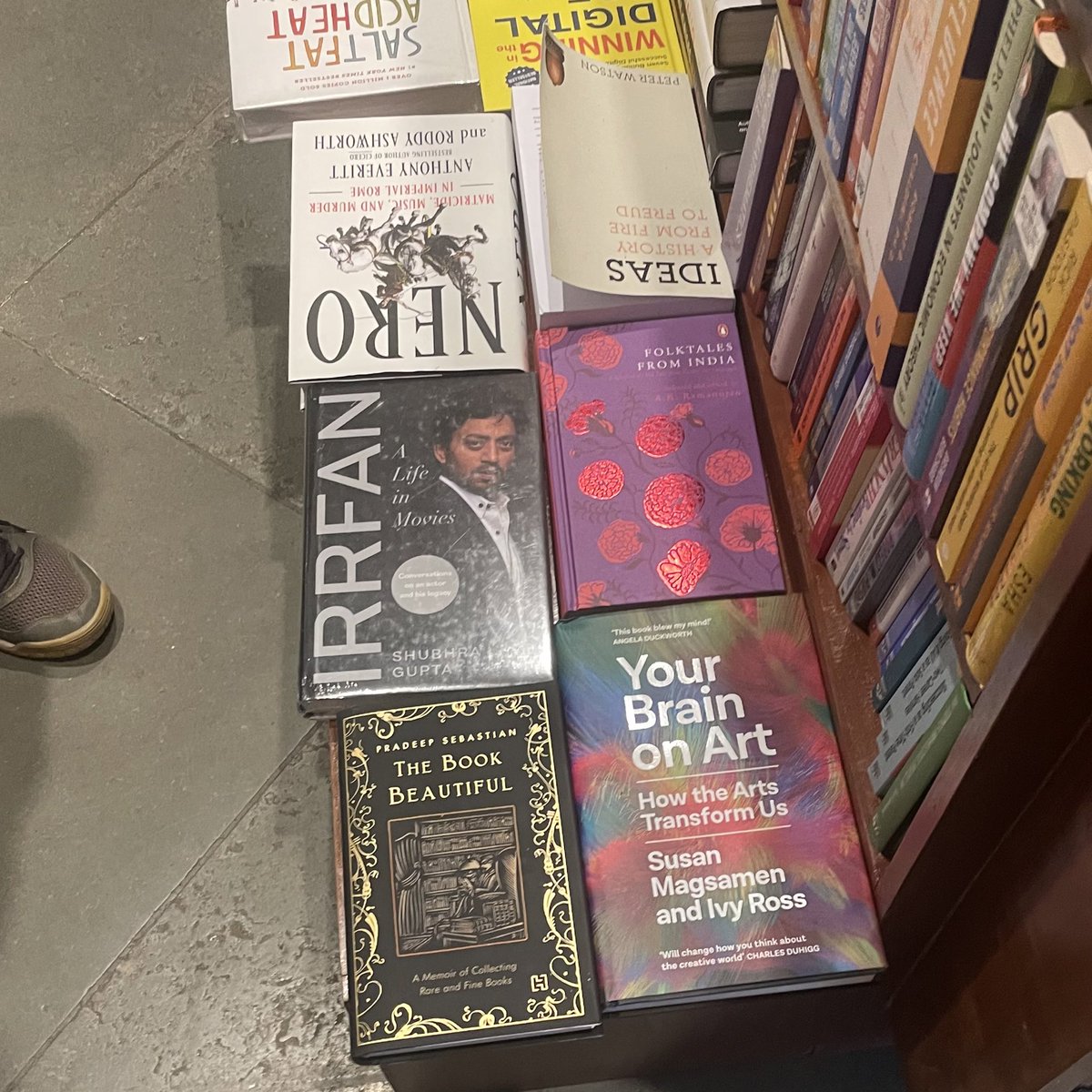 Balizma's tweet photo. My Kindle makes me feel like a miser at times 😅 I go to nice bookshops and come out only with photos of books I want to read. 🙈 https://t.co/F6f4g7OYLt