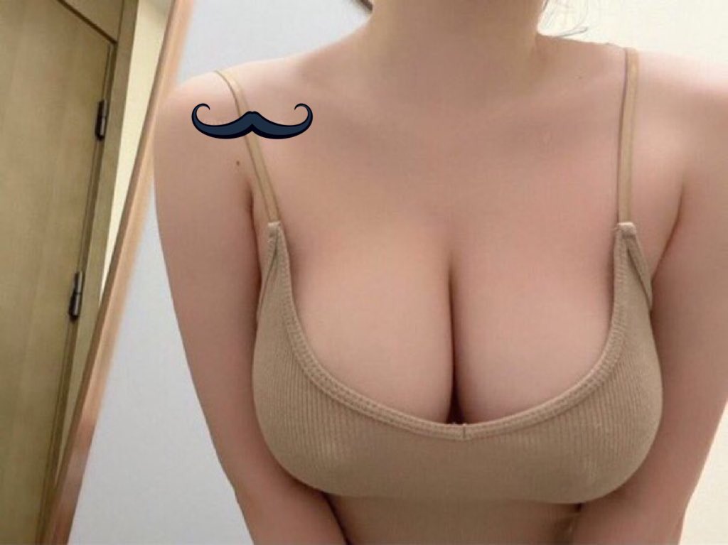 うちの全裸で抜いてくれる人.押して！「」ってコメントしてくれた人から順番に全裸送ります~チア部でFあった笑