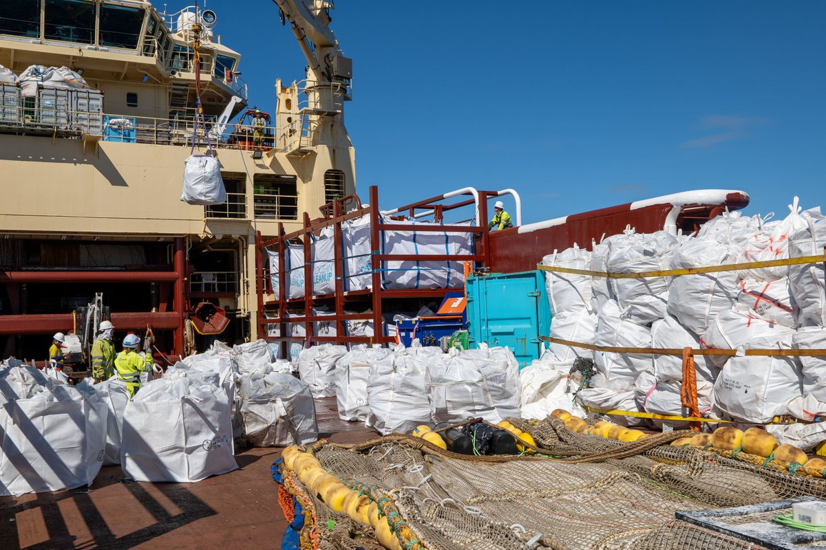 TheOceanCleanup's tweet photo. After two trips, our offshore crew is on their way back to port with a massive haul of plastic: over 55,000 kg out of the Great Pacific Garbage Patch and going back to shore for recycling - to keep it out of our oceans permanently. https://t.co/b9vsTkUxT1
