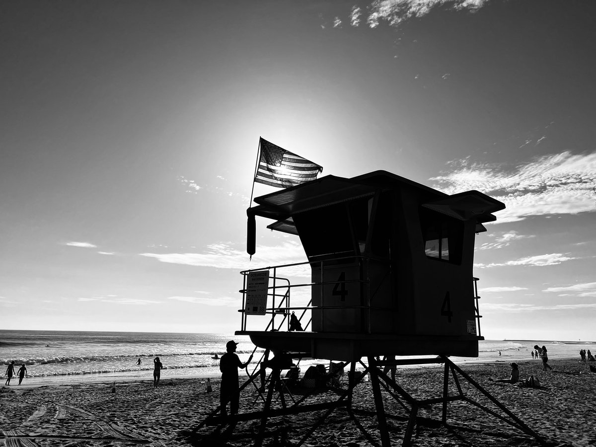 Tower 4 

#oceanside
#surfriderwayroundabout 

<a href="/VisitOceanside/">Visit Oceanside</a> <a href="/OceansideRec/">City of Oceanside Parks and Recreation</a>