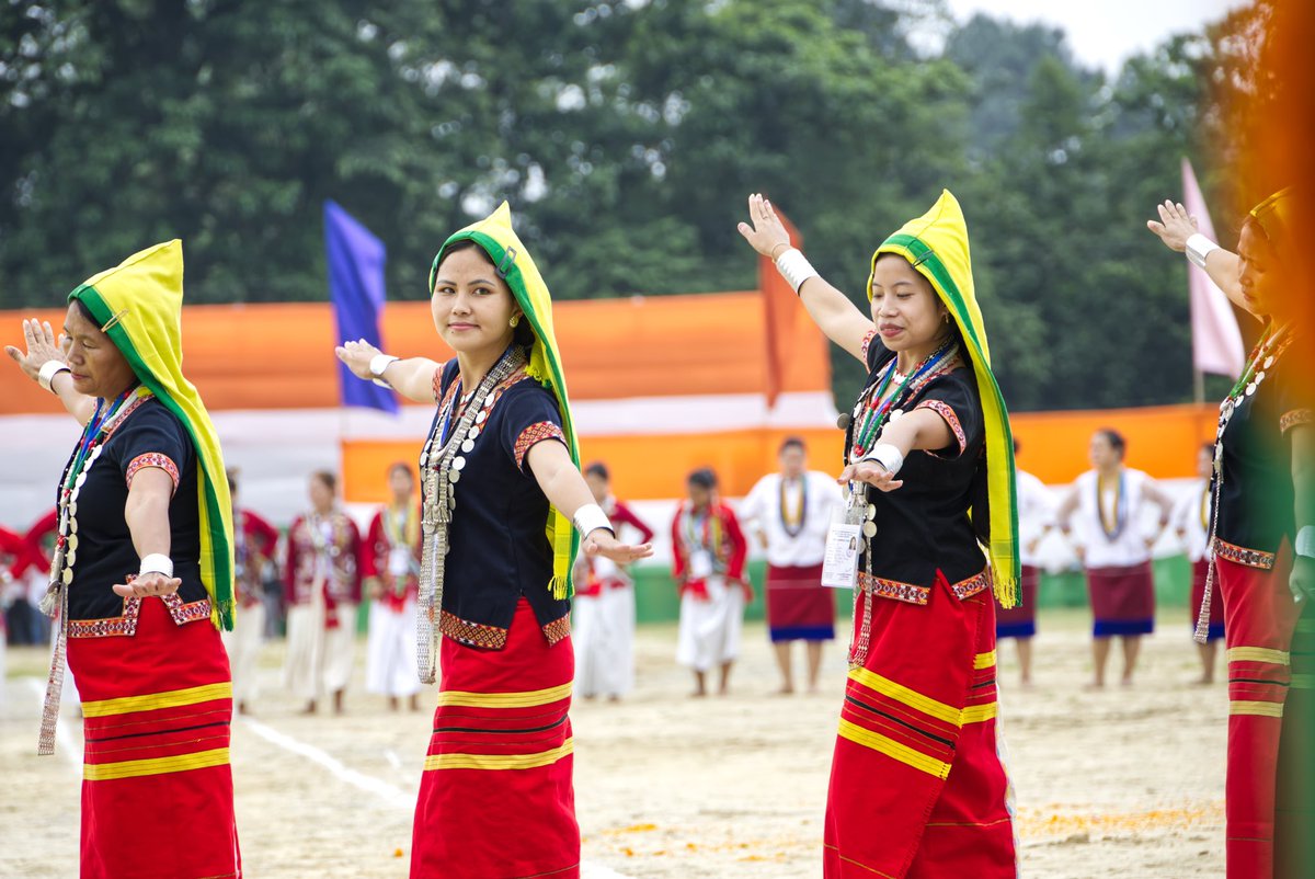 MyGovArunachal's tweet photo. Hon'ble CM Shri Pema Khanu hoisted the national flag to mark the 77th Independence  Day at IG Park, Itanagar, in the presence of several dignitaries and a large gathering. It was followed by a cultural program, which featured performances by various artists from across the state. https://t.co/5Qe64e6nLe