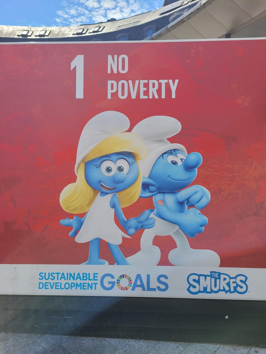 The Smurfs have taken over the @SDGoals in Brussels #SDGs