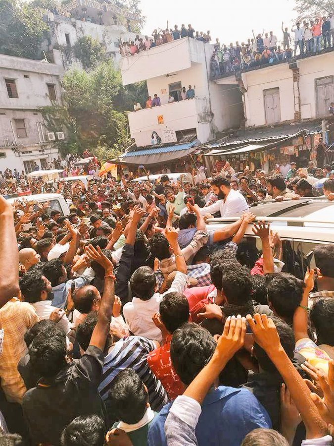 BhargavaTarak2's tweet photo. #16YearsForYamadonga @tarak9999 https://t.co/Ngz13NMfwh