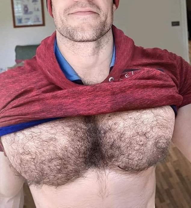 CorellaTej7982's tweet photo. Enseñemos tetas todos y todas como Amaral 👏👌✊💜👍🌈😜🤣 #revolucion #pechosfuera #Verano2023 #asuncióndelavirgen https://t.co/BSZB8J03vt