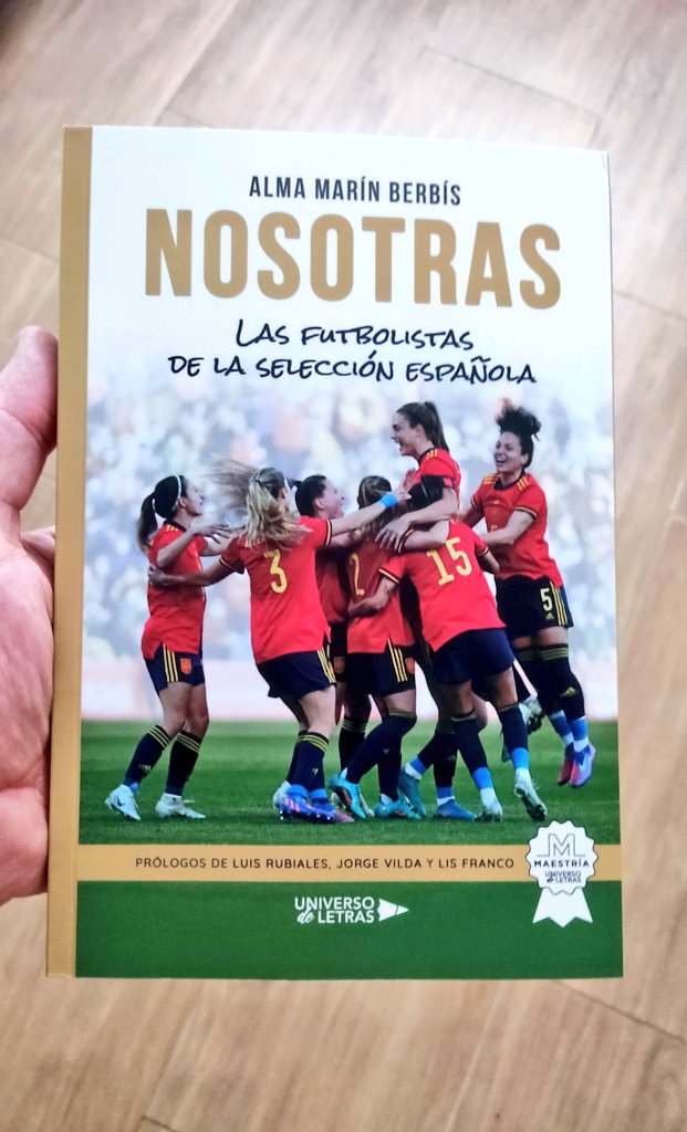 España acaba de hacer historia en el mundial femenino de fútbol.

<a href="/almaber14/">Alma Marín Berbís</a> nos cuenta los entresijos de la selección en 'Nosotras. Las futbolistas de la selección española'