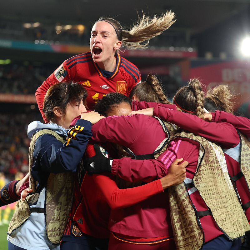 LigaF_oficial's tweet photo. 🌟A  LA  F-I-N-A-L 🌟

ESPAÑA vence a Suecia por 2 a 1 y se clasifica por PRIMERA VEZ en su HISTORIA a la FINAL DE UN MUNDIAL. 

¡Enhorabuena! 👏👏

📸@FIFAWWC

#FIFAWWC #JugadorasLigaF #BeyondGreatness https://t.co/lB7hcshtjH