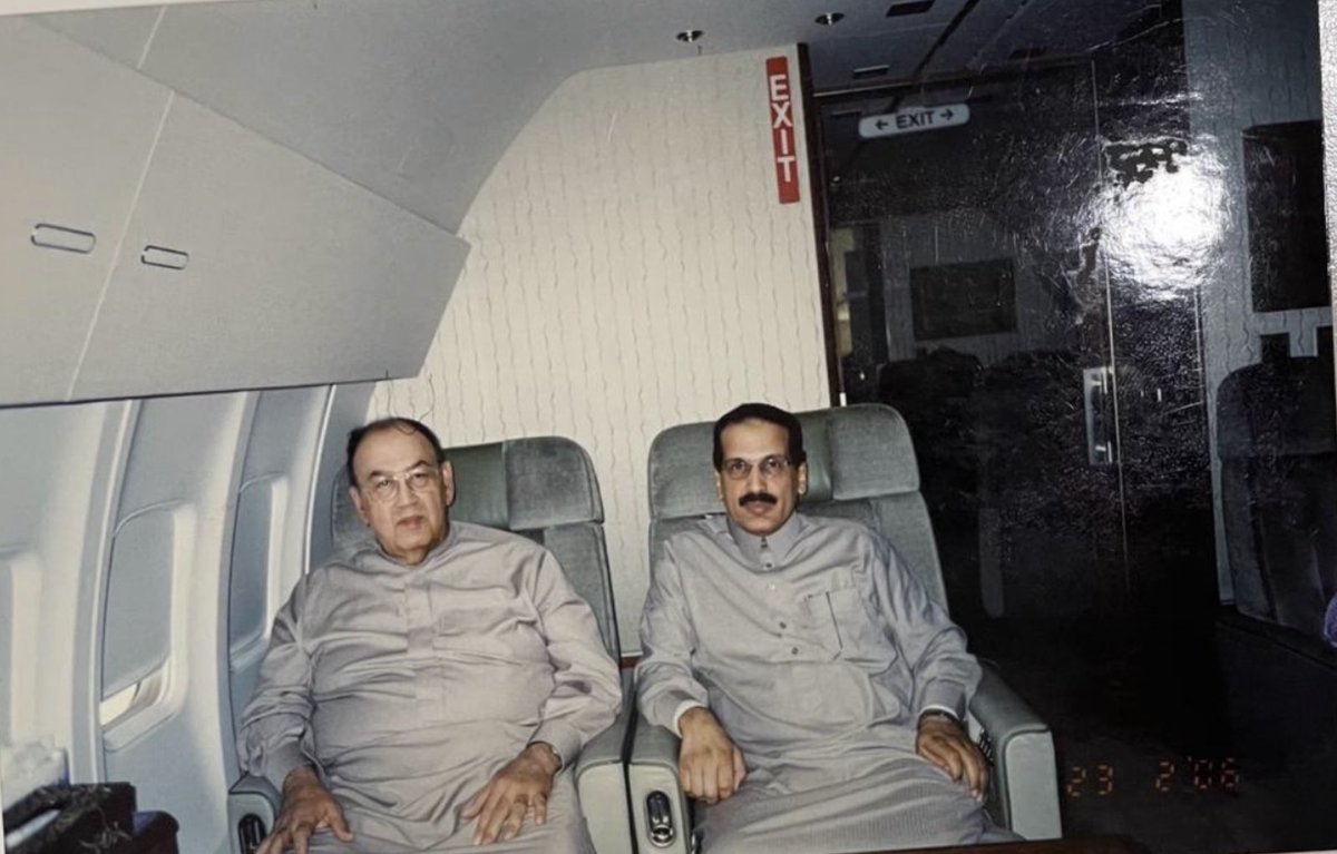 alawajh's tweet photo. في مثل هذا اليوم،15 أغسطس 2010، رحل الدكتور غازي القصيبي.
ثلاثة عشر عاماً مرت على رحيله الأليم، ومازلنا نفتقده.
 القصيبي الذي رحل جسداً، مازال حياً يملأ المكان بعطاءاته الثقافية والإدارية والاجتماعية والإنسانية ويصافحنا كل يوم بمظاهر التنمية والإنجازات الاقتصادية.
لكلٍ  مِنَّا قصته الخاصة أو العامة مع غازي القصيبي. كان قريباً من الجميع.. وبرحيله افتقده الجميع.
رحم الله الدكتور #غازي_القصيبي وجزاه خير الجزاء على ما قدم لوطنه وأمته.
@GosaibiChair