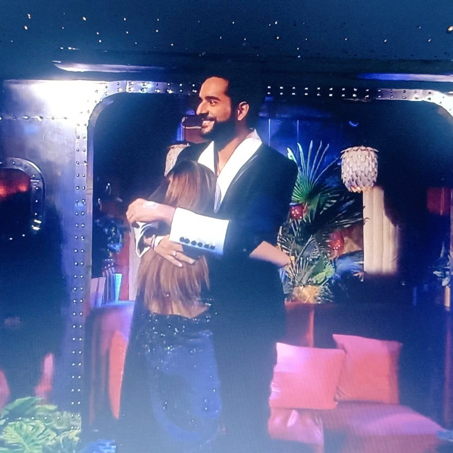 ManishaRani08's tweet photo. Get well soon #AbhishekMalhan 

Hope to see #Abhisha together very soon 💞
#ManishaRani
|| UNBREAKABLE BOND ABHISHA || https://t.co/SMT0zg3Len