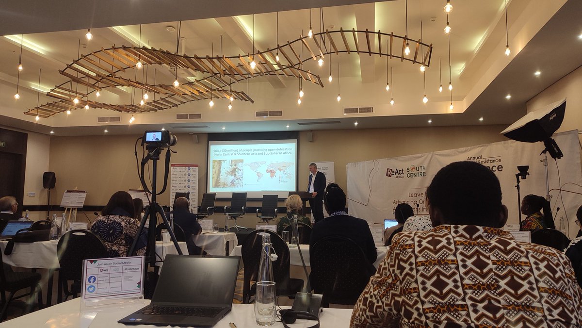 AMRNowKe's tweet photo. ๐๏ธ Proff. Marc Mandelson @SouthAfricanASP at #RANSCConference23
"90% (430 million) people practice open defecation live in central & southern Asia and Sub-Sahara Africa"
#LeaveNoOneBehind
#OneHealth
#AdvancingOneHealth
#AntimicrobialResistance https://t.co/KgtUzUPx6w