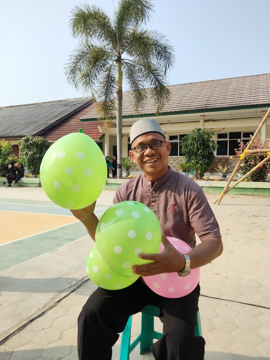 SMA Negeri 2 Metro, Lampung tweet media