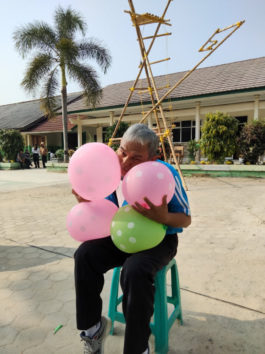 SMA Negeri 2 Metro, Lampung tweet media