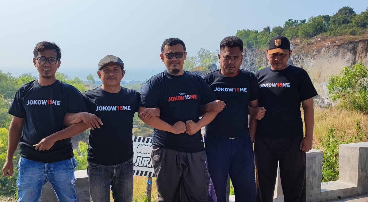 #jokow15me
#tegaklurusjokowi