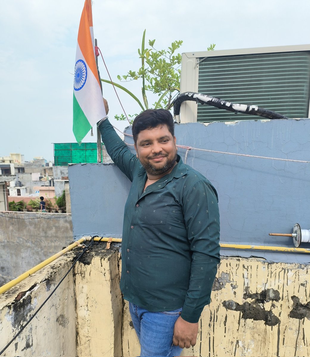 #SelfieWithTiranga 

@HinduEcosystem_