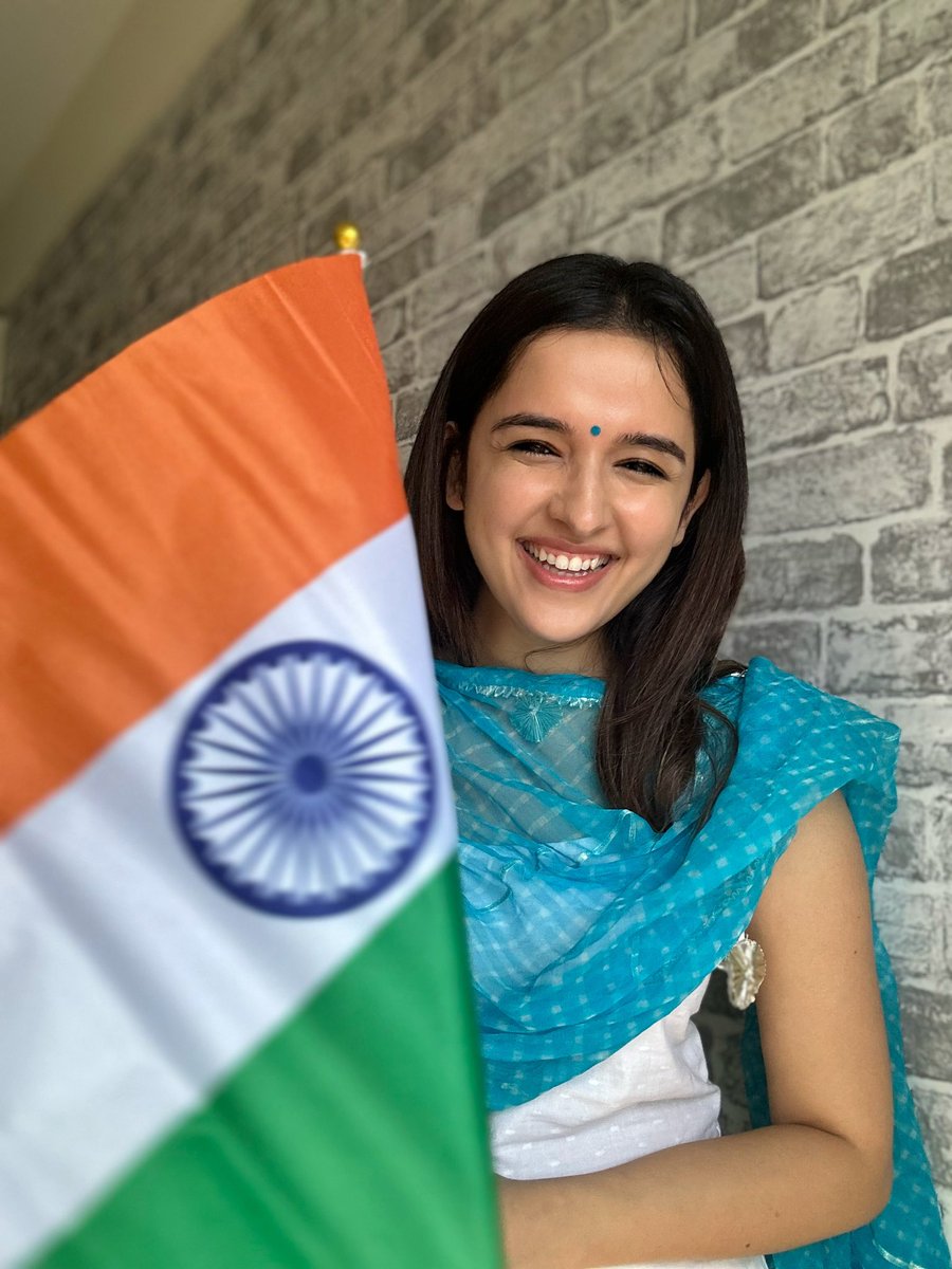 ShirleySetia's tweet photo. Jai Hind 🇮🇳🙏🏻 

Happy Independence Day to alll the Indians around the world!! 🧡🤍💚 

#IndependenceDay2023 https://t.co/BJURBP0wE7