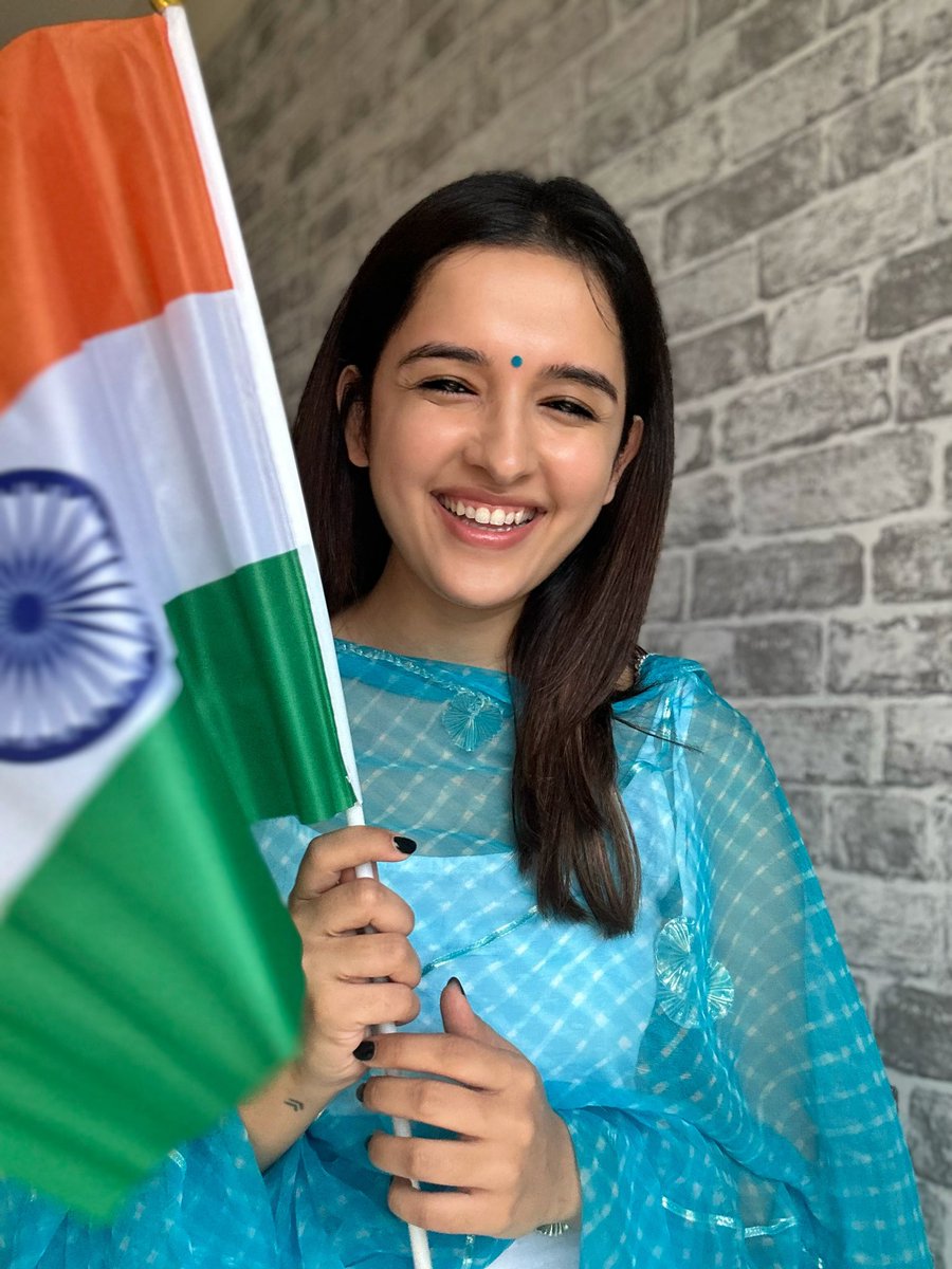 ShirleySetia's tweet photo. Jai Hind 🇮🇳🙏🏻 

Happy Independence Day to alll the Indians around the world!! 🧡🤍💚 

#IndependenceDay2023 https://t.co/BJURBP0wE7