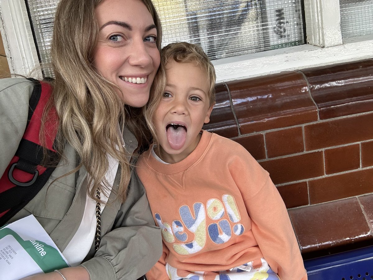 HelenaAmos_OT's tweet photo. The biggest thank you to Darren and colleagues on the @AvantiWestCoast today from Man Piccadilly - London Euston who recognised an overstimulated and anxious Thomas needed a safe space for his first train trip with mummy ❤️  #londonbound #neurodiversity #bemoredarren https://t.co/jllllXCXZq