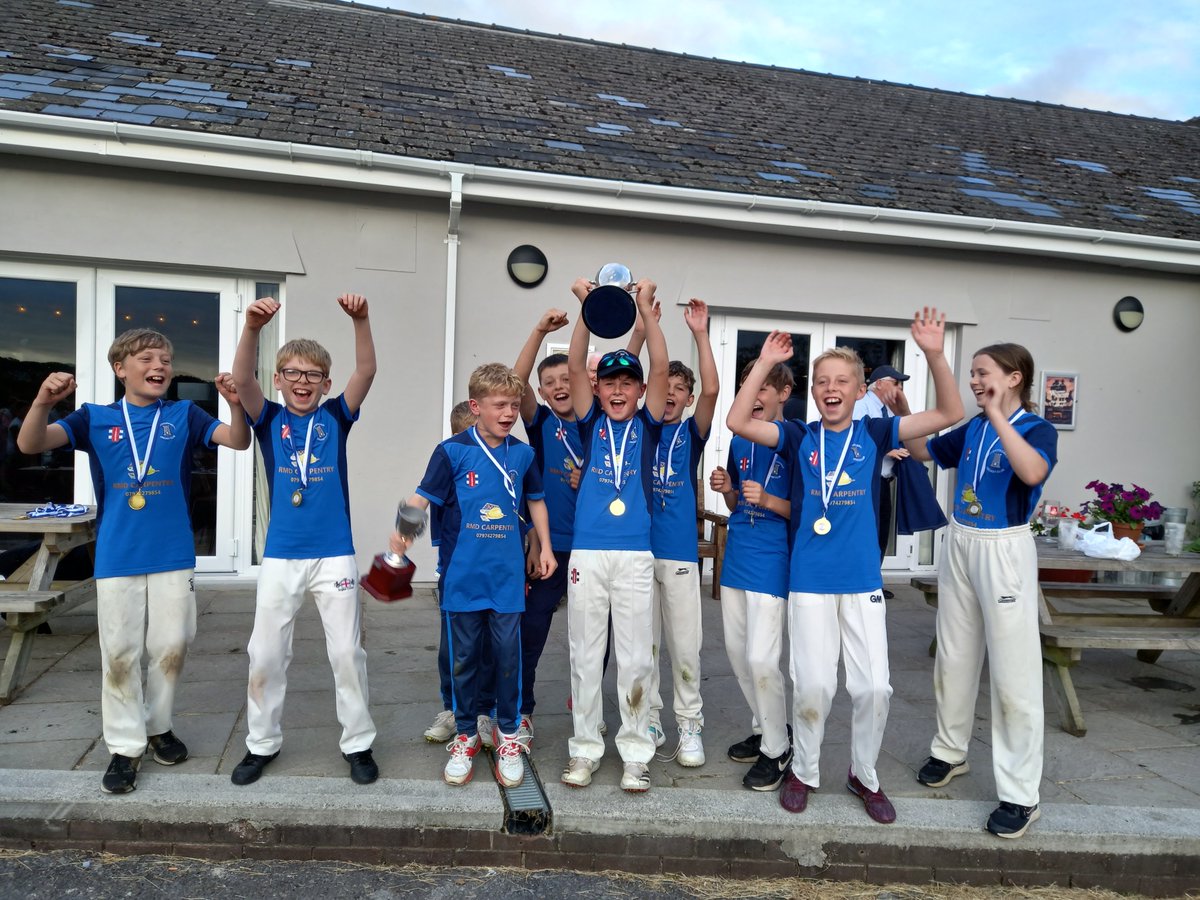 Martin C Jones tweet media