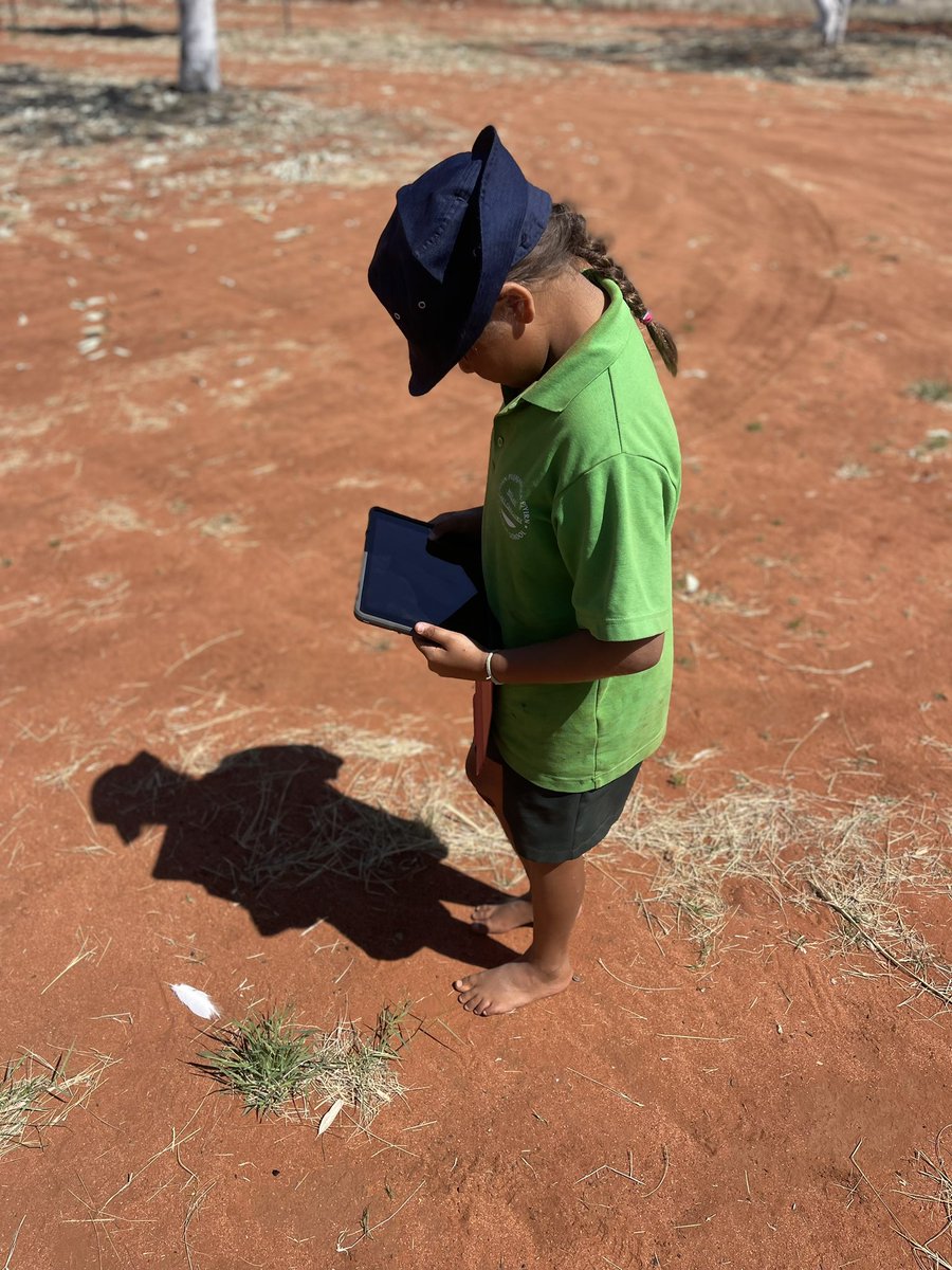 sophiekeeffe's tweet image. Teaching iPad photography skills On Country and collecting evidence for in-class learning experiences. They had focused on this on school grounds with @BabbageBev and @Hunter4Yoshi earlier in the term! @CEWADigLearn