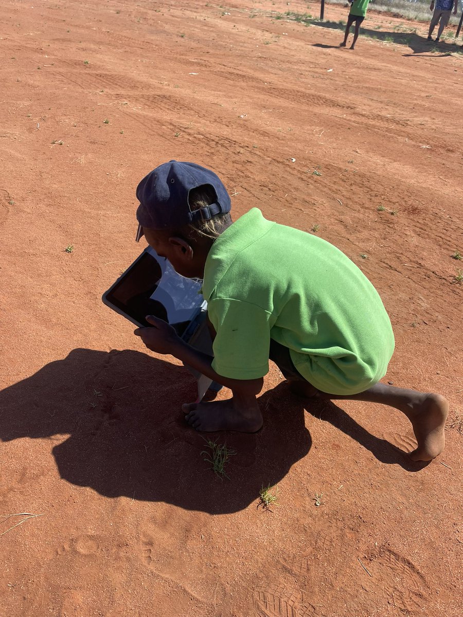 sophiekeeffe's tweet image. Teaching iPad photography skills On Country and collecting evidence for in-class learning experiences. They had focused on this on school grounds with @BabbageBev and @Hunter4Yoshi earlier in the term! @CEWADigLearn