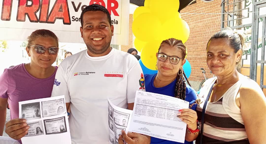 #Entérate 🗣️ || El <a href="/MSVYaracuy/">Movimiento Somos Venezuela Yaracuy</a> efectuó Jornada de Registro y Actualización en los Programas Especiales que brinda el <a href="/CarnetDLaPatria/">Carnet de la patria</a> en la comunidad José Gregorio Amaya del Municipio Peña.

<a href="/veQRSocial/">veQR - Somos Venezuela</a> #15Ago #InnovarParaCrecer