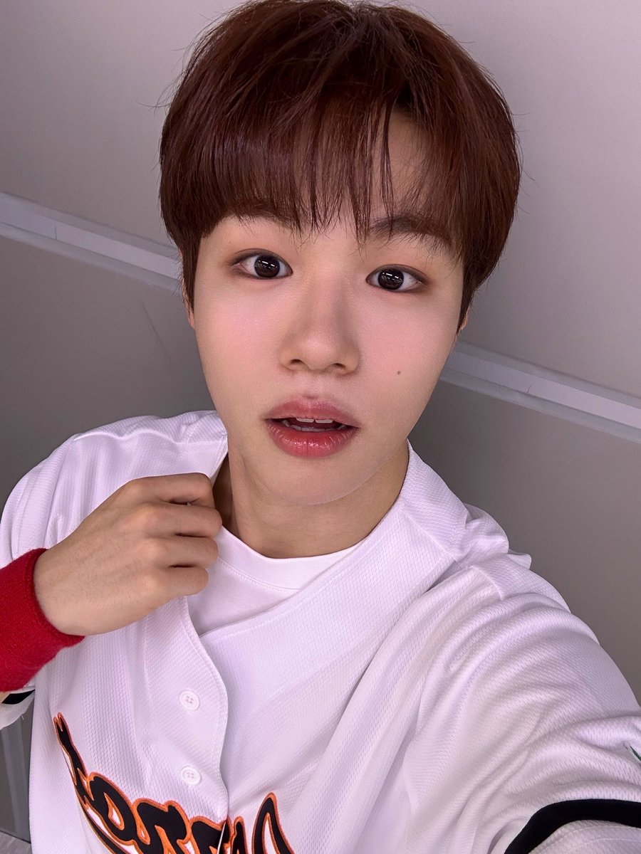 officialTheWind's tweet photo. [📸] #더윈드데이 #THEWINDDAY 

23.08.15
SBS M <#더쇼>

💙Today The Wind💙

#더윈드 #THEWIND #The_Wind
#Ready_여름방학 #WEGO
#신재원 #김희수 #타나톤
#최한빈 #박하유찬 #안찬원 #장현준 https://t.co/UsiPXThkdI