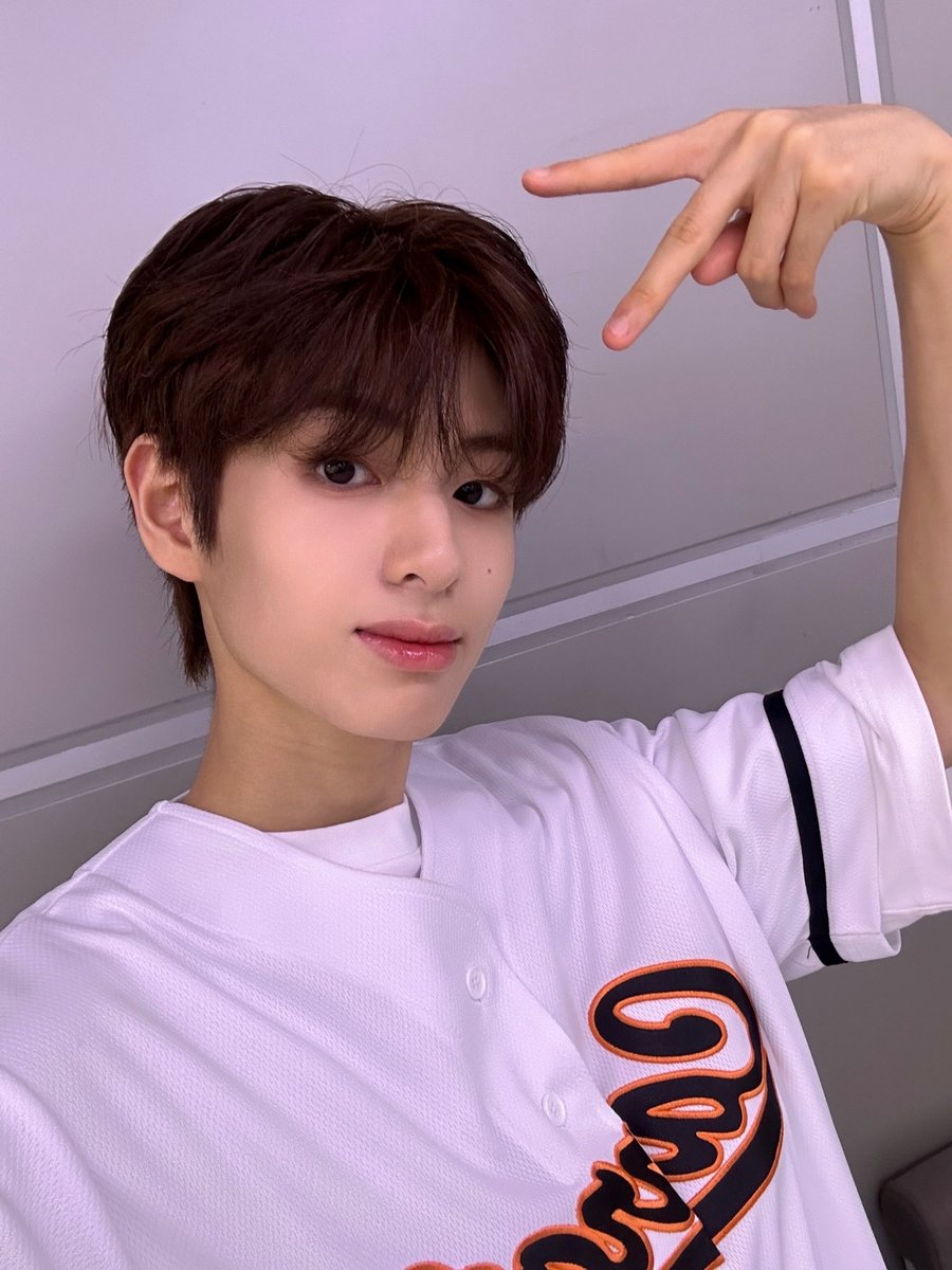 officialTheWind's tweet photo. [📸] #더윈드데이 #THEWINDDAY 

23.08.15
SBS M <#더쇼>

💙Today The Wind💙

#더윈드 #THEWIND #The_Wind
#Ready_여름방학 #WEGO
#신재원 #김희수 #타나톤
#최한빈 #박하유찬 #안찬원 #장현준 https://t.co/AuoHDTfh1B