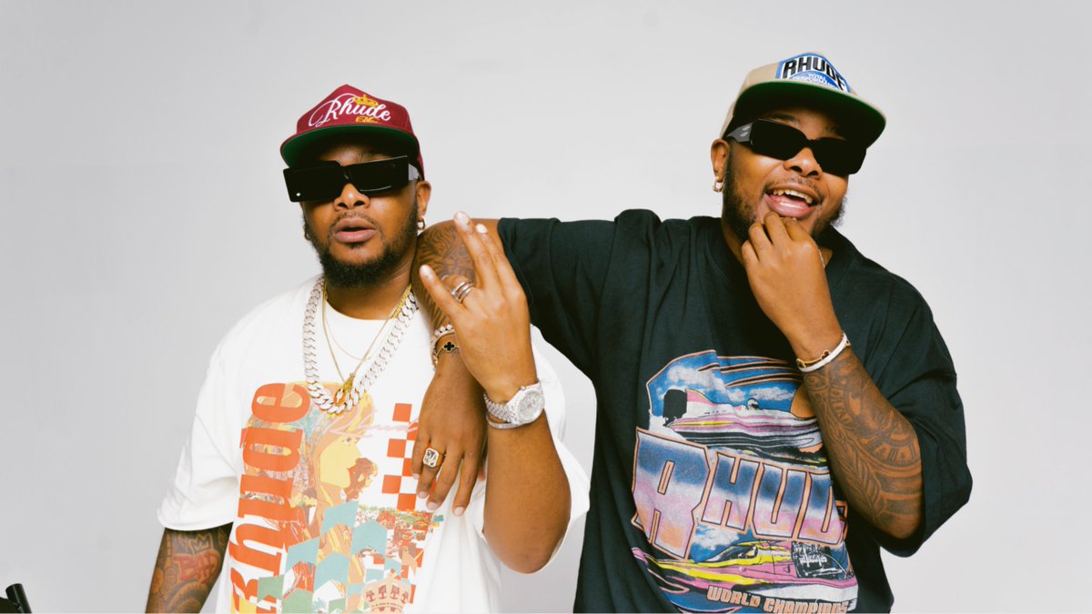 WMAfrica's tweet photo. Africa - hands up if you’re ready for new music from @MAJORLEAGUEDJZ 👀 https://t.co/fqJQJbmuAM