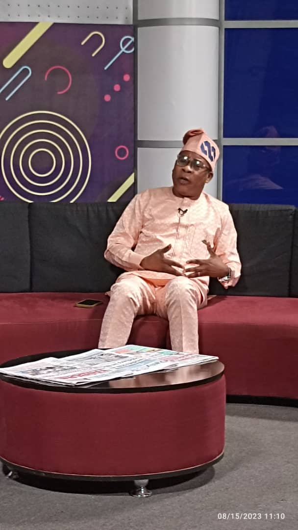 lagostelevision's tweet photo. Hon. David Oladeinde on #tuesdayedition of #TalkTime Discussing President Tinubu's National Recovery Strategy with @abimbola
.
#tuesdaymorning #Tuesdayedition  #Morningdelight #recoverystrategy #Lagostelevision #talktime https://t.co/ZKWsWpI25e