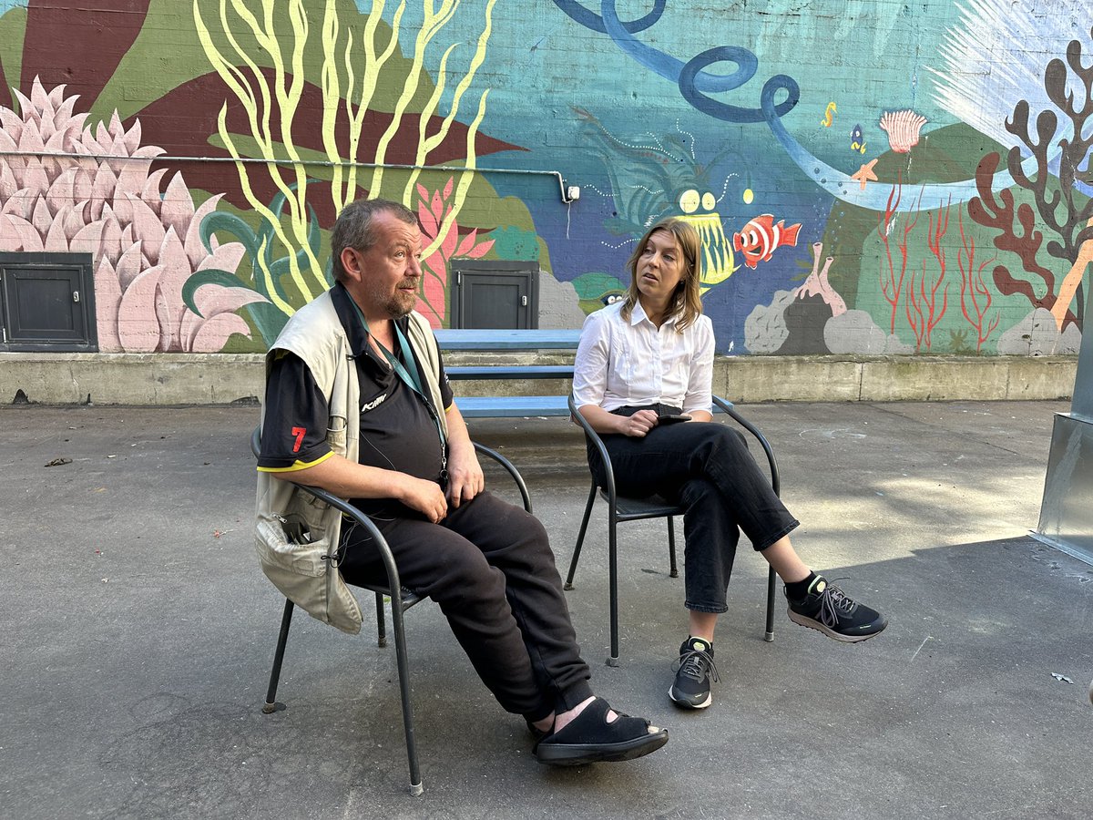 Me: what is homelessness like in Finland?

Pete: asunnottomuus on paskaa

Translator: homelessness is shit