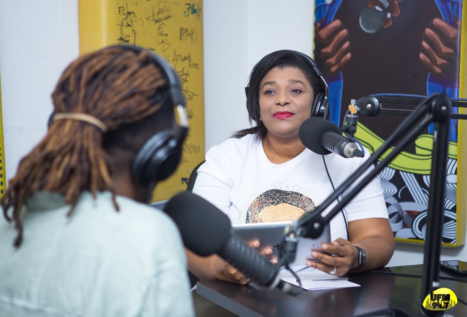 947UFM's tweet photo. #UMeet - L'artiste musicien @RjKanierra  était reçu le vendredi 11 août au studio de la première radio urbaine en RDC, au micro de @MutahaliC dans UMeet Urbaine.

Entretien à suivre à podcast 👉 https://t.co/DdqC0WtYue 🎙📻

#RDC #UrbanFM #UMusicNonStop #Radio #ArtistRDC https://t.co/ShQCeDrEkR