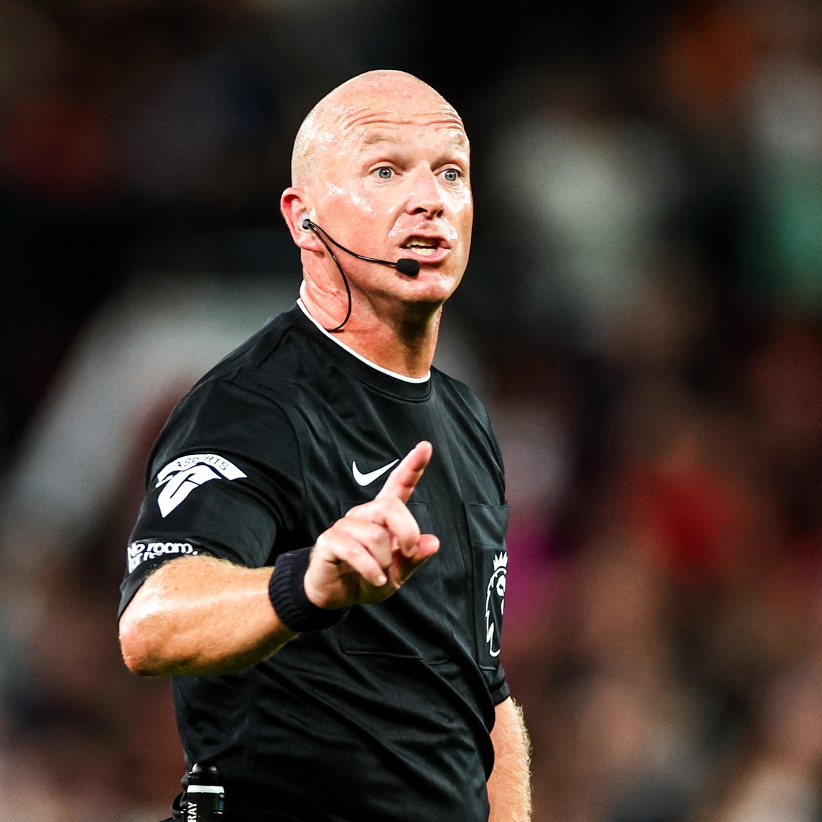 The Premier League officials for Manchester United’s win against Wolves have been dropped. Referee Simon Hooper, VAR official Michael Sailsbury, and VAR assistant Richard West won’t be selected for next weekend.