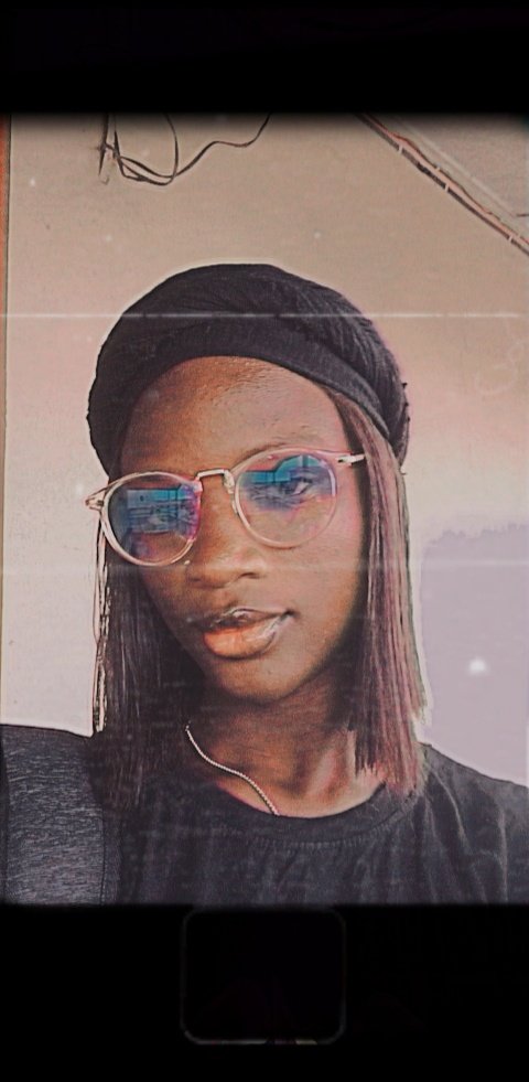 Fortwin___'s tweet photo. Her🫶🏾🤍
Glasses from @FramesandLenses ✨ https://t.co/Yz6X2maha1