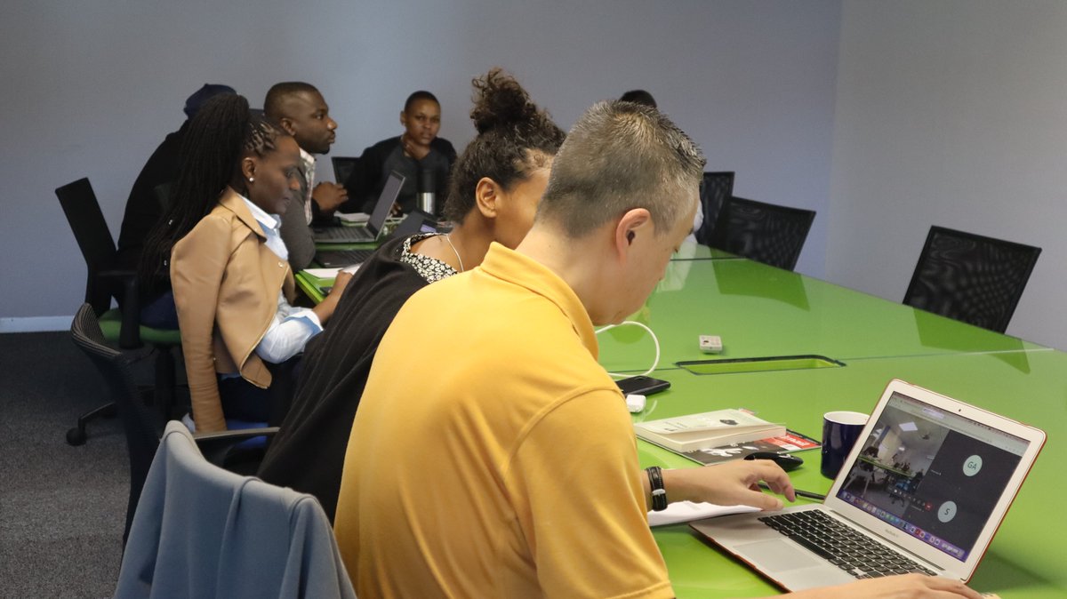 UJ_TRCTI's tweet photo. Informative session with Prof. Jacob Park on ‘Doing Case Study-Based Research: Navigating Between Theory and Practice.’ We look forward to our final session with him tomorrow.🫡
#casestudies #researchmethodology #go2uj https://t.co/SU2zUEjZ6X
