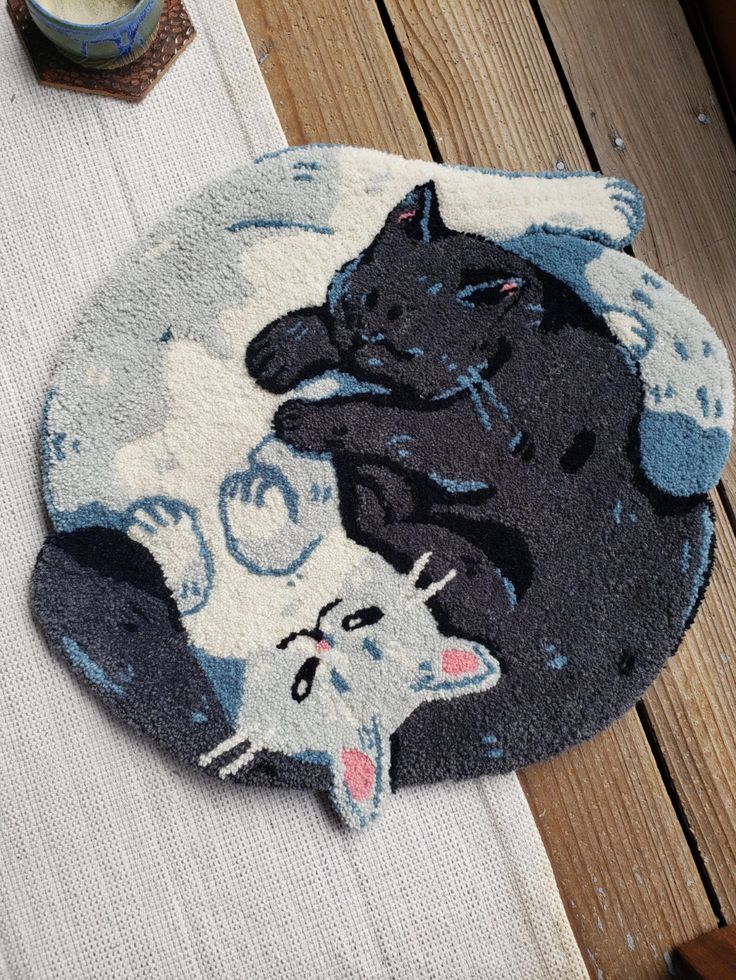 Snuggling Cats Rug by Camccat ☯️🤍