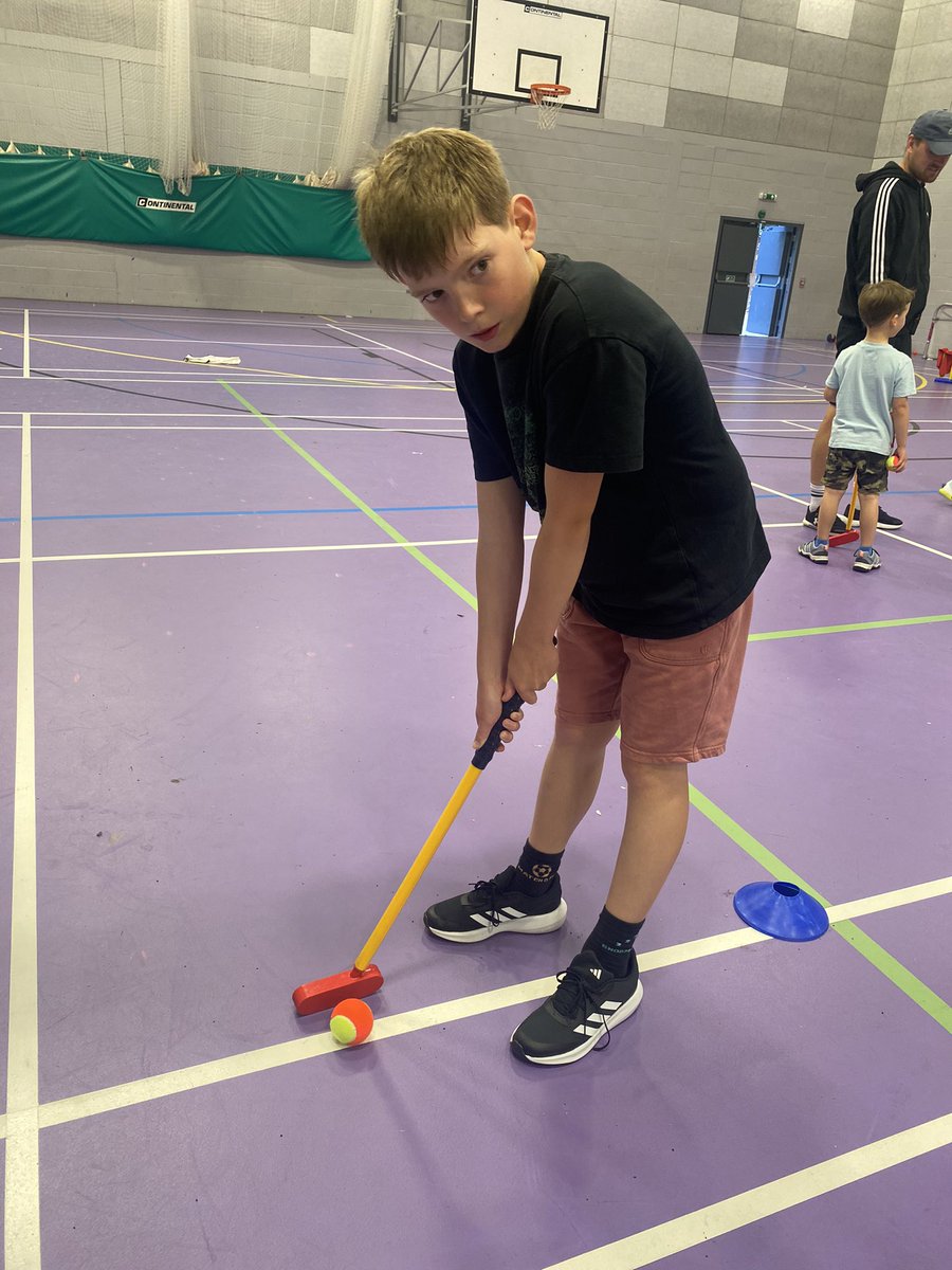 MovingM_Shaun's tweet photo. Some amazing golf skills on show this morning at our @Moving_Matters City Heights camp ⛳️🏌️‍♂️ https://t.co/LN2U97hzP2