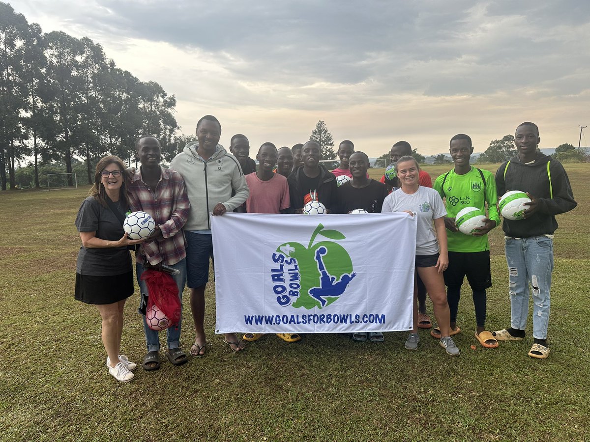 Goals_For_Bowls's tweet photo. Incredible mission trip to Uganda!! We were able to take 25 soccer balls to two orphanages and provide 15,000 meals to 311 children’s homes!! God is so good! 🇺🇬🫶🏼 https://t.co/GSfRf53Hou