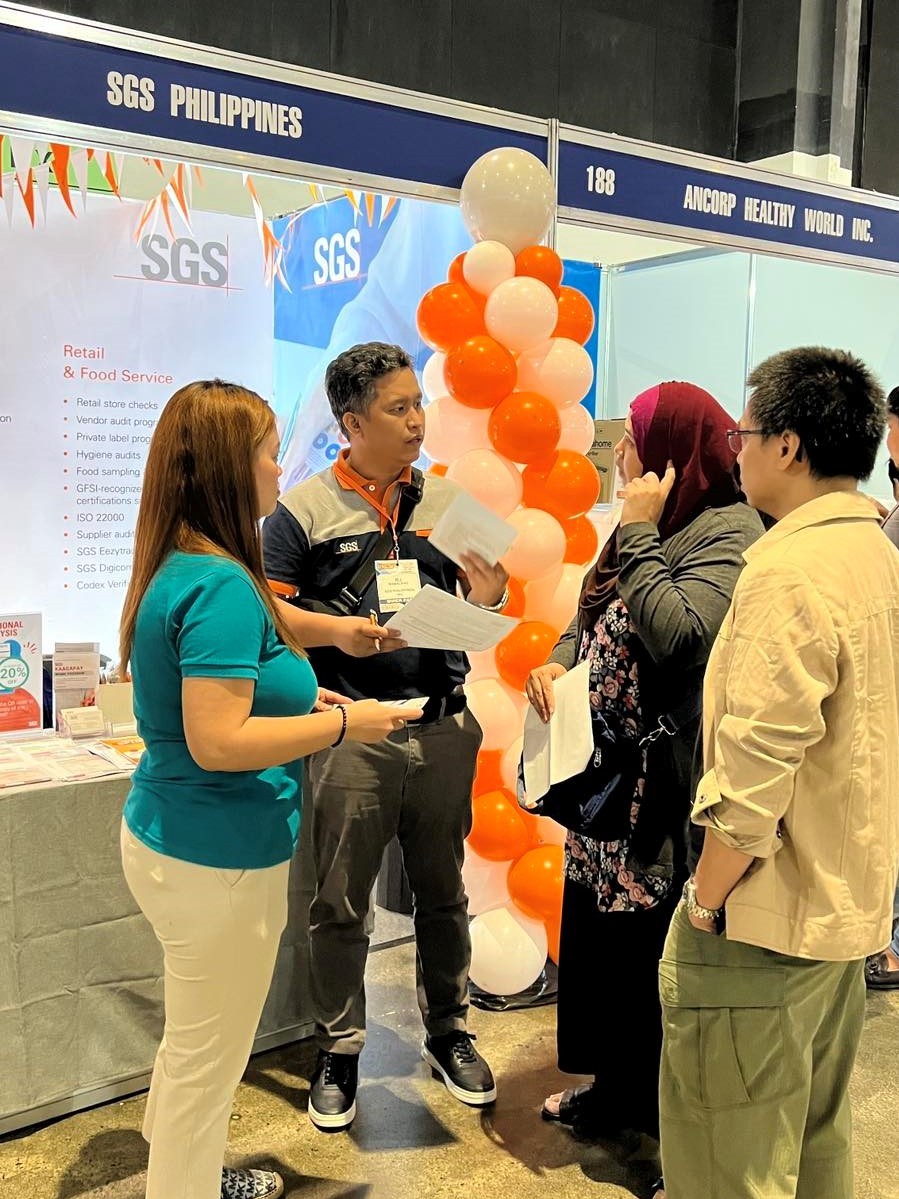 SGS_SA's tweet photo. ☂ We've got you covered - with #SGS branded umbrellas and food quality and safety services!
🤝 Our team had a great time meeting visitors at the World Food Expo. #event #WOFEX https://t.co/PaZRpzBW8p