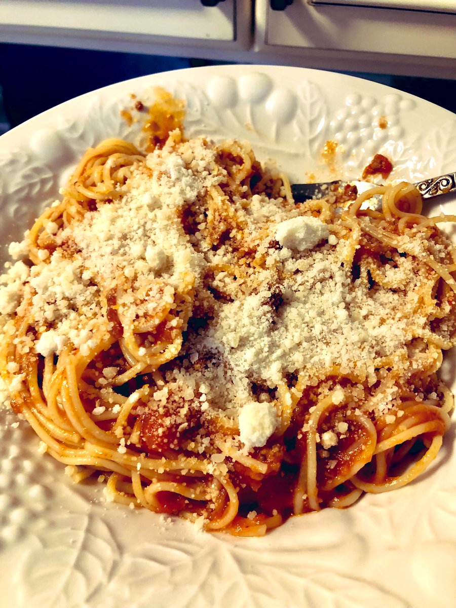 LeighTobes's tweet photo. ๐ Yes #pasta for #breakfast! #themostimportantmeal #dinnerforbreakfast @ICanCookThis https://t.co/51D7M8efLr