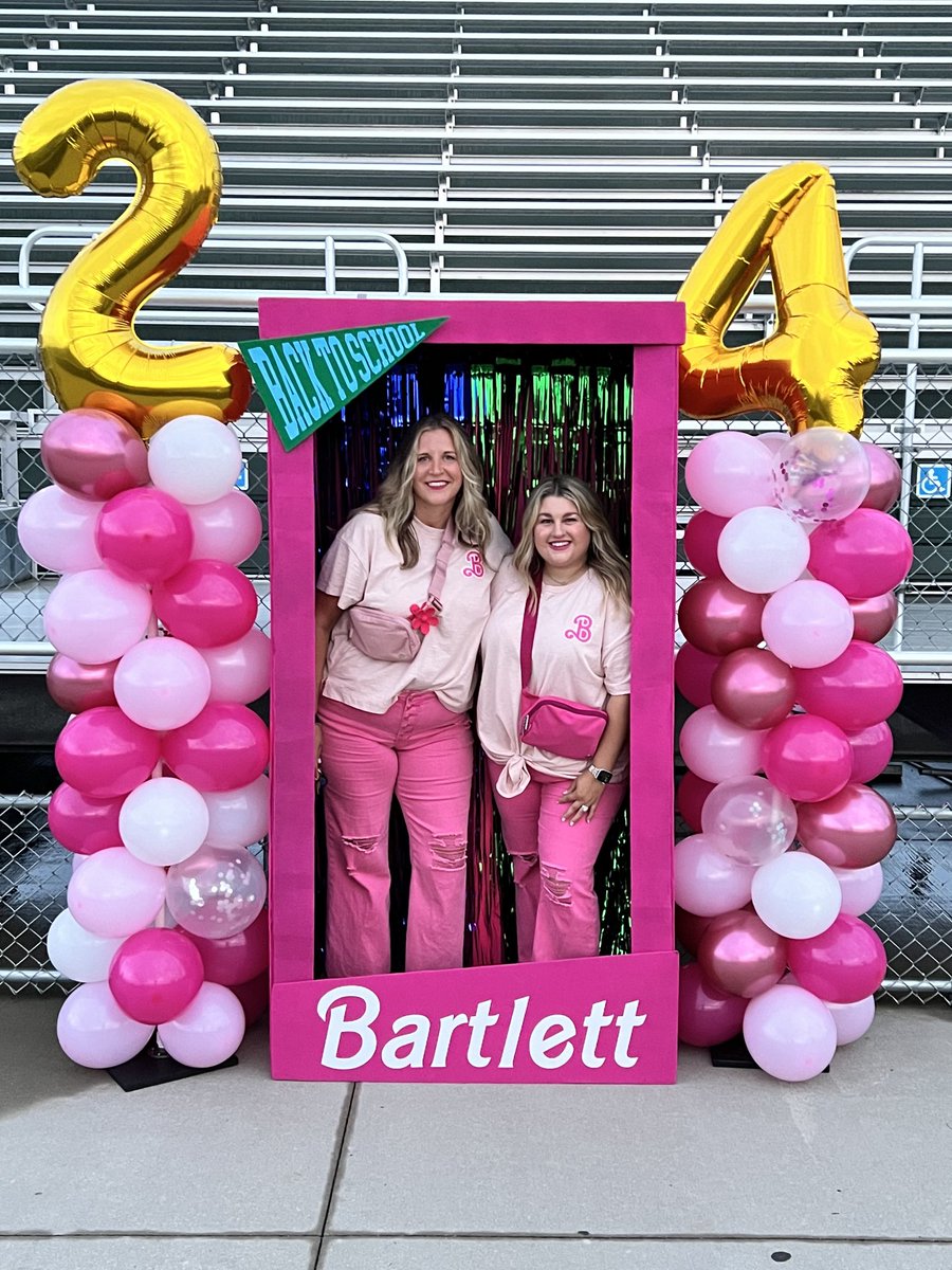 Senior sunrise 2024!  Make the day GREAT everyone!