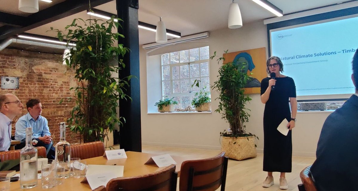 Nature4Climate's tweet image. “Can you balance risk, return and impact?”  

At #LCAW2023 leading investors, intermediaries and solution providers discussed the ins and outs of scaling finance to nature 💸  

Read the highlights from the conversation 👇
 bit.ly/44azVSM