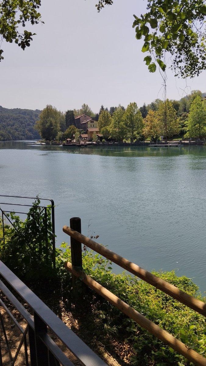 fabIan41150567's tweet photo. Buon ferragosto dal fiume d'Adda...#Imbersago https://t.co/mrfmzj5o4N