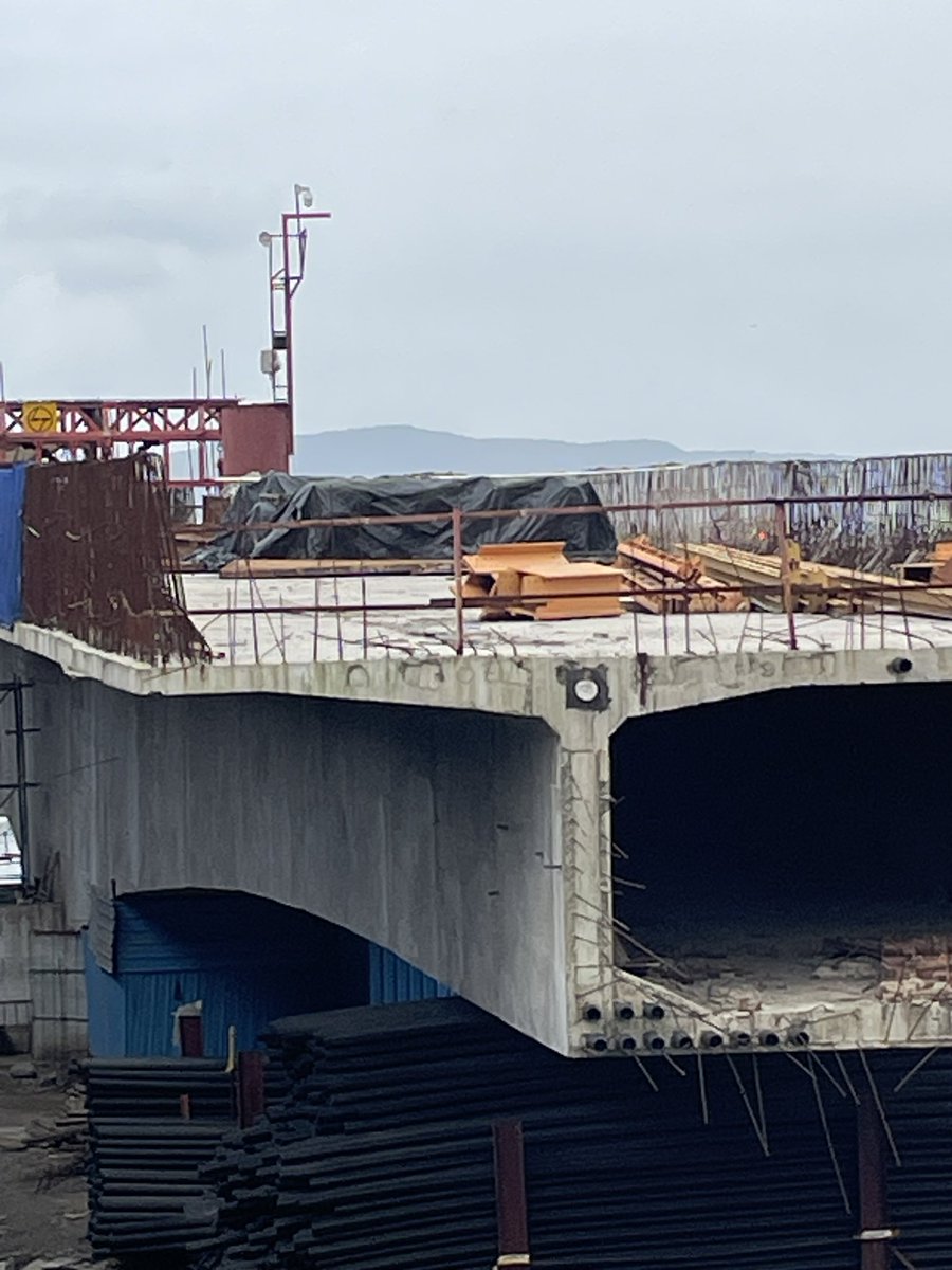 AanndVanjape's tweet image. New Vashi Bridge in the making! What makes it so strong? #Structure #StructureDesign #Construction #Engineering #Civil