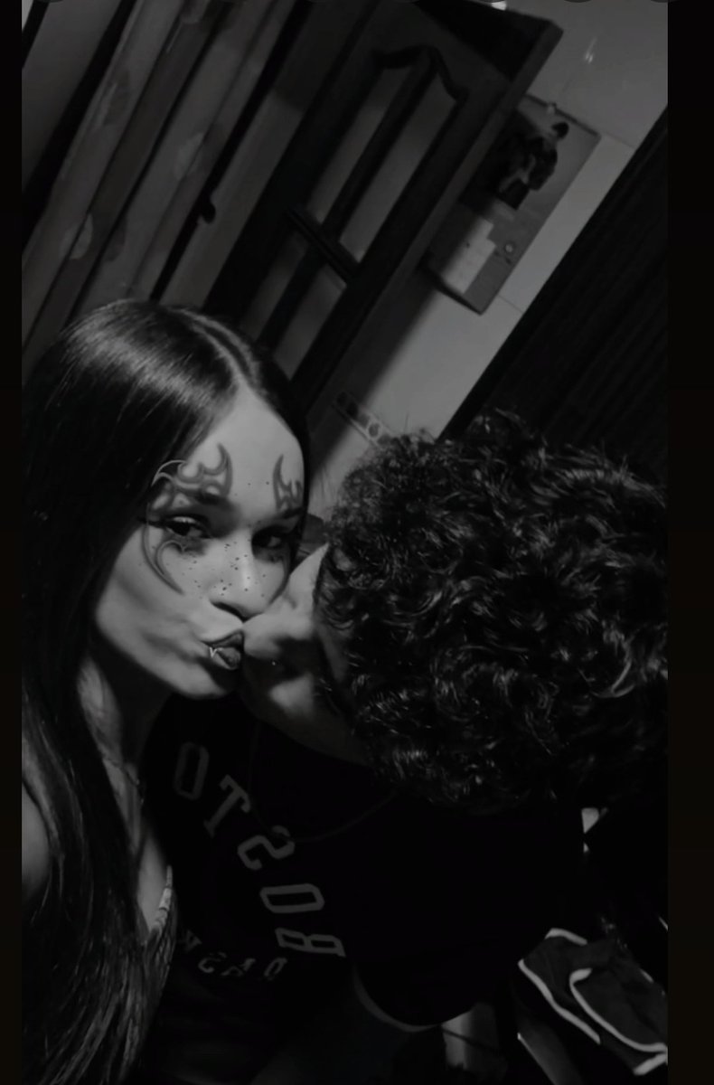 aaangeeelaa_'s tweet photo. 💗💗💗 https://t.co/zPn0gq87el