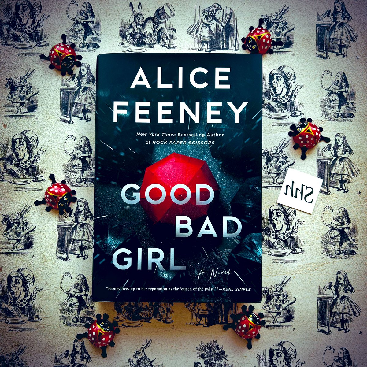 🐞TWO WEEKS TO GO🐞
Finished copies of the U.S. edition of GOOD BAD GIRL have arrived and they are beautiful! I have one signed copy (plus a Shh tattoo &amp; ladybug chocolates!) to give away. For a chance to win just RT &amp; follow me. Open worldwide. Closes 20.08.23.